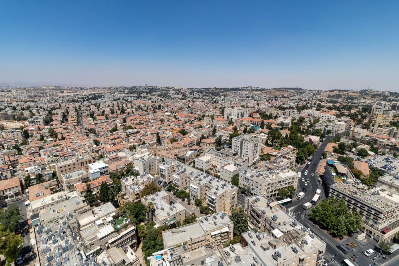 Royal J-Tower Luxury Residence Jerusalem Exterior photo